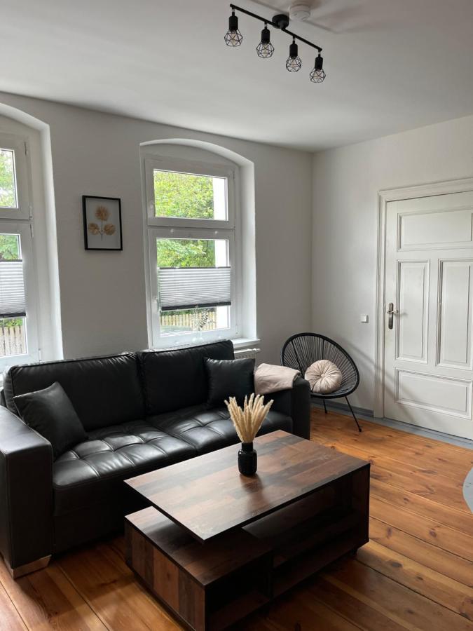 Apartment Horst - Gemuetliche Und Moderne Ferienwohnung In Der Innenstadt Pasewalk Extérieur photo