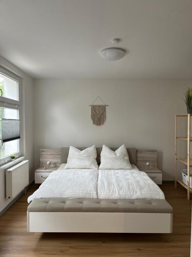 Apartment Horst - Gemuetliche Und Moderne Ferienwohnung In Der Innenstadt Pasewalk Extérieur photo